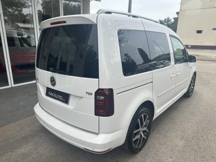 Caddy 2,0 TDI Highline DSG 3