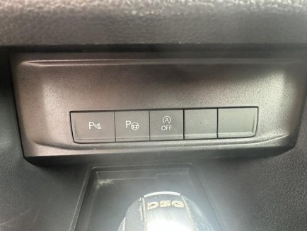 Caddy 2,0 TDI Highline DSG 26