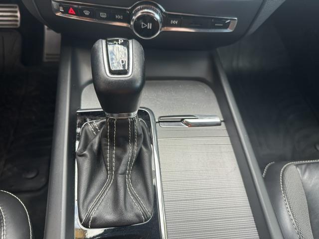 Volvo V60 D4 R-DESIGN AUT 30