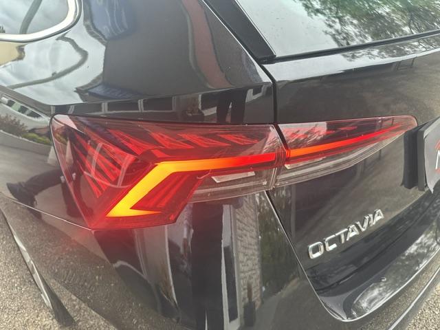 Škoda Octavia Combi 2.0TDI  STYLE DSG 8