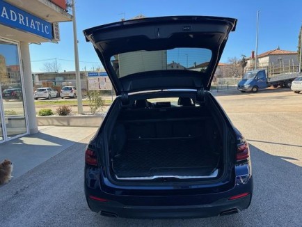 BMW serija 5 Touring 530e x-Drive M-Sport Aut 7
