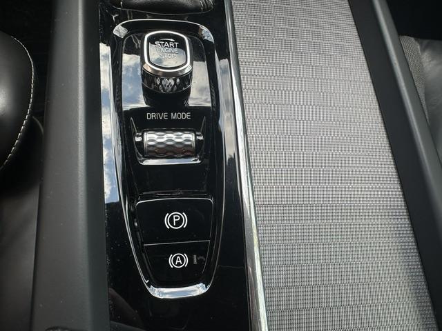 Volvo V60 D4 R-DESIGN AUT 31