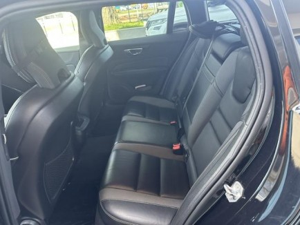 Volvo V60 D4 R-DESIGN AUT 12