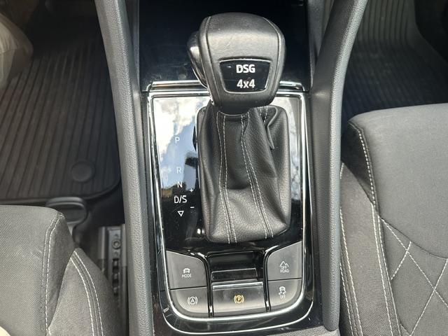Škoda Karoq Karoq 4x4 2,0 TSI Sportline DSG 33