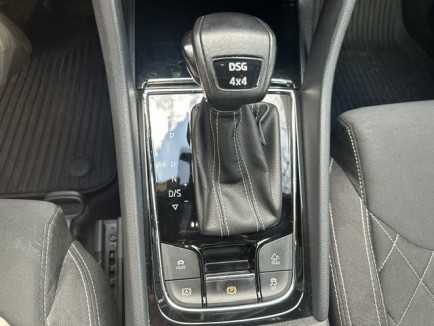 Škoda Karoq Karoq 4x4 2,0 TSI Sportline DSG 33