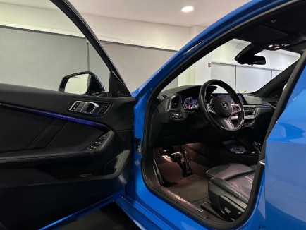 BMW serija 1 120d M-Sport Aut 10