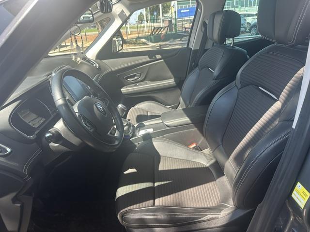 Renault Grand Scenic dCi 110 Energy Intens 14