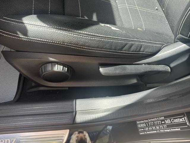 Mercedes-Benz GLA 200 URBAN AUT 18
