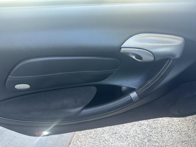 Porsche Boxster 986 2.7 Cabrio 18