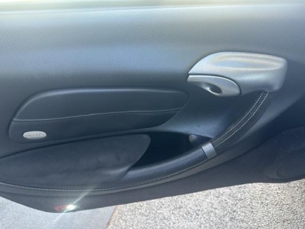 Porsche Boxster 986 2.7 Cabrio 18