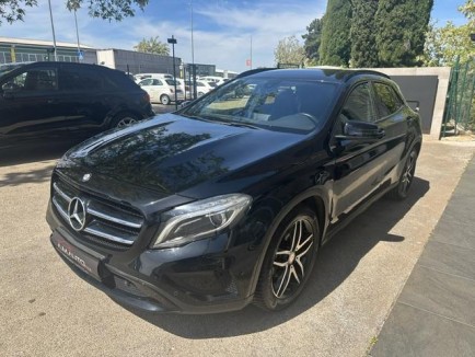 Mercedes-Benz GLA 200 URBAN AUT 2