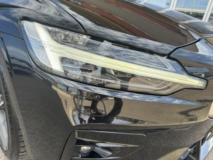 Volvo V60 D4 R-DESIGN AUT 6