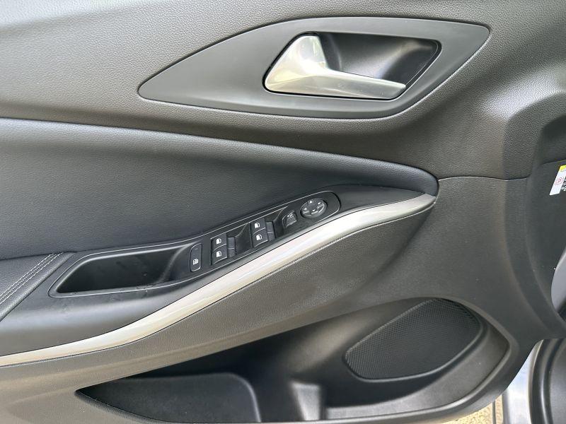 Opel Grandland X 1.2 TURBO TECH & DESIGN 15