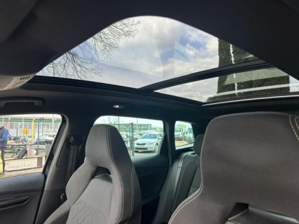 Škoda Karoq Karoq 4x4 2,0 TSI Sportline DSG 36