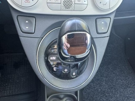 Fiat 500 1.2 LOUNGE AUT 23