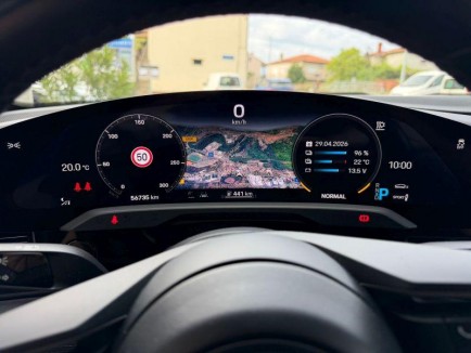 Porsche Taycan 4S 19