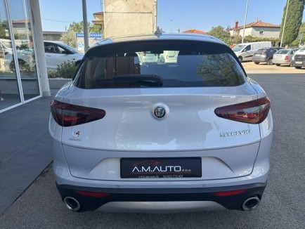 Alfa Romeo Stelvio Q4 2,2 Diesel 190 Ti Aut 8