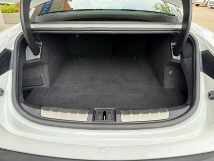 Porsche Taycan 4S 13