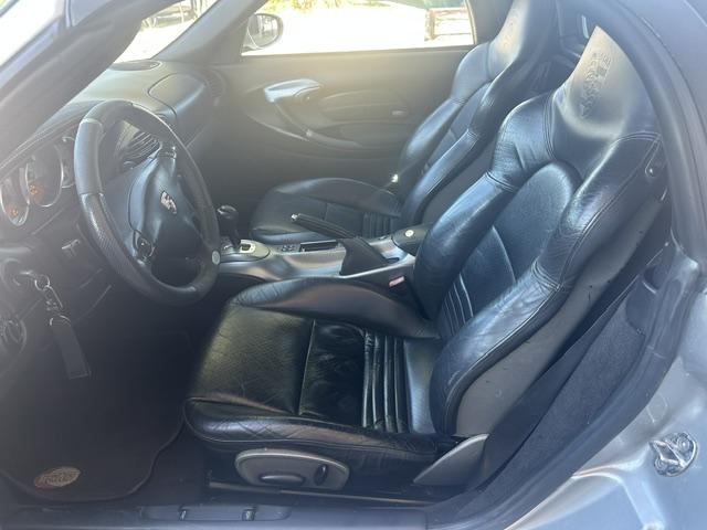 Porsche Boxster 986 2.7 Cabrio 15