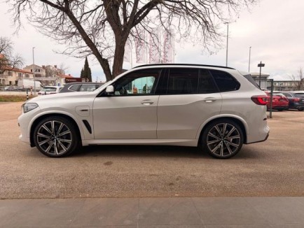 BMW X5 xDrive45e Aut. 5