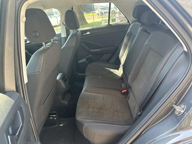VW T-Roc 2.0TDI STYLE DSG 13