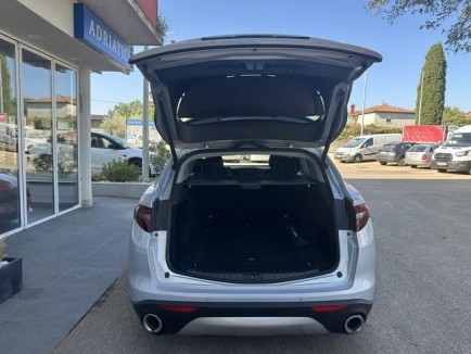 Alfa Romeo Stelvio Q4 2,2 Diesel 190 Ti Aut 9