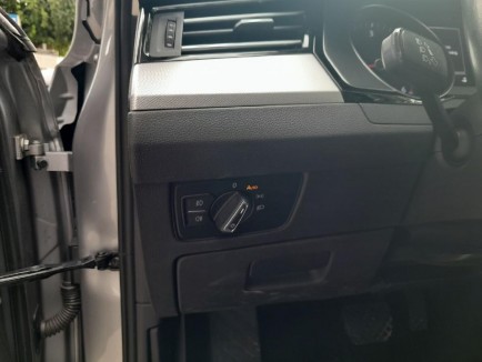 VW Passat Variant 2,0 TDI BMT Connect DSG 13