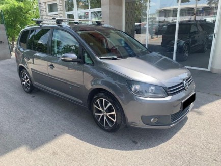 VW Touran 1.6TDI COMFORTLINE DSG