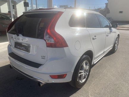 Volvo XC60 AWD D5 R-DESIGN GEARTRONIC 4