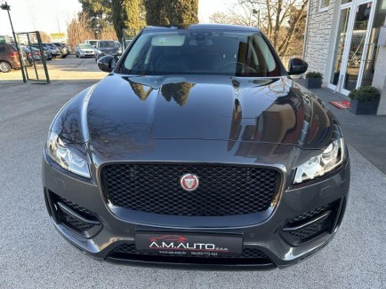 Jaguar F-Pace 2.0D R-SPORT AWD 5