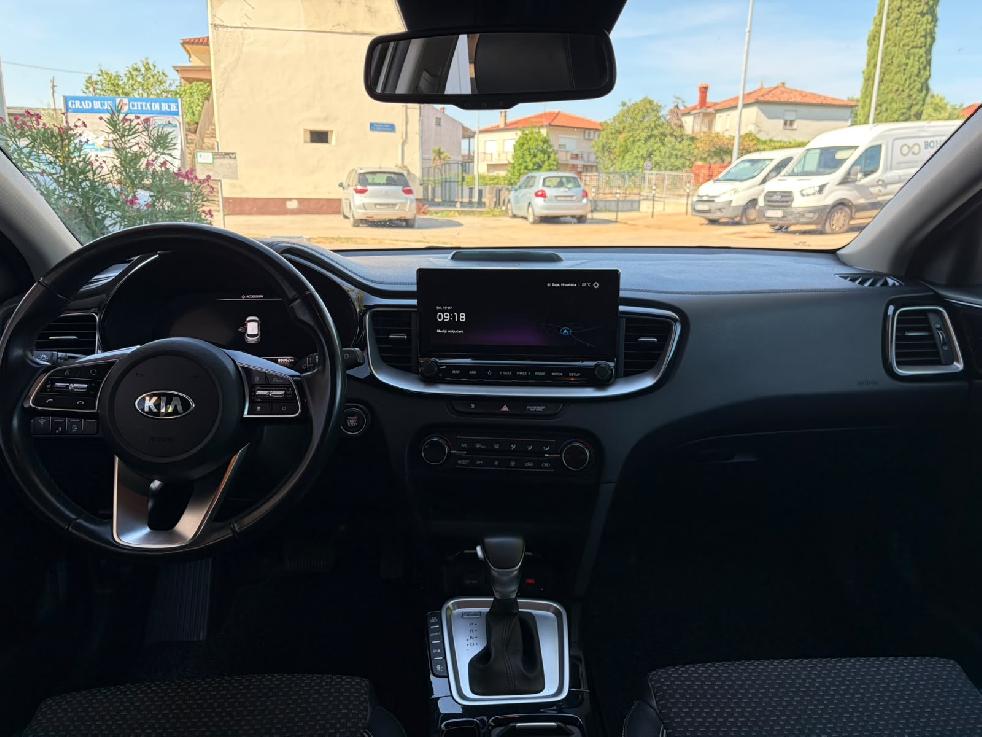 Kia XCeed 1,6 GDI PHEV EX Way ISG DCT 11