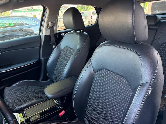Kia XCeed 1,6 GDI PHEV EX Way ISG DCT 13