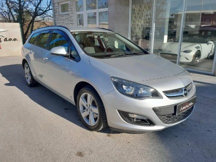 Opel Astra Karavan 1.6 CDTI ENJOY 1